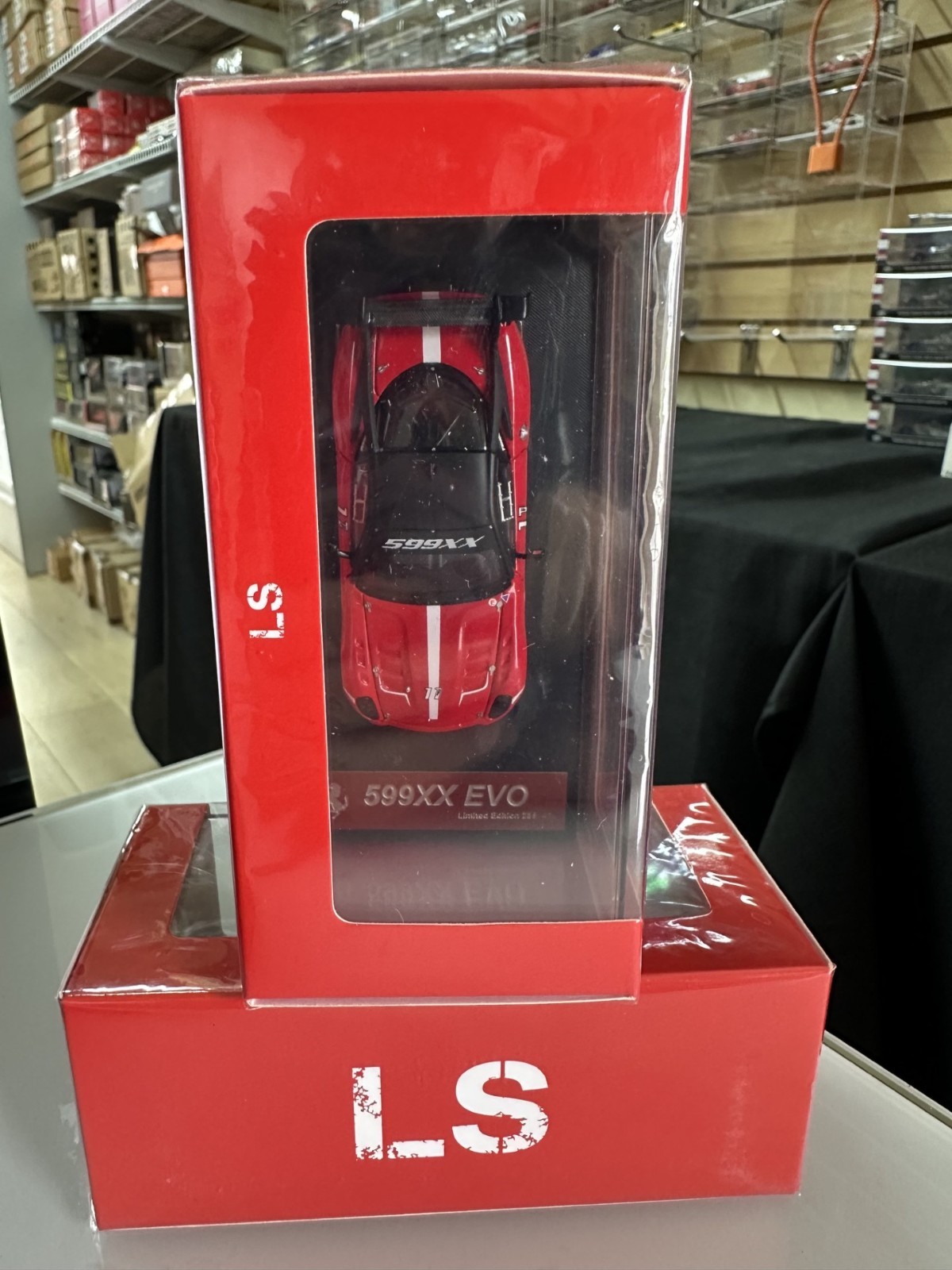 FERRARI 599XX EVO RED #11 1/64 DIECAST CAR MODEL BY LS MODELS