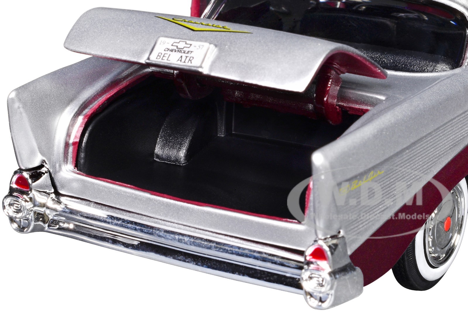 1957 CHEVROLET BEL AIR BURGUNDY & SILVER 1/24 DIECAST MODEL CAR MOTORMAX 73228