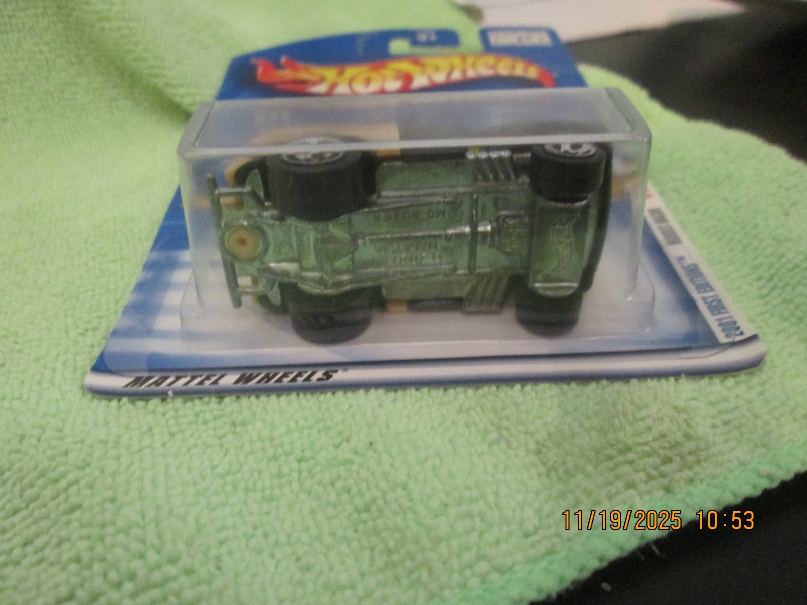 2001 HOT WHEELS FIRST EDITIONS MORRIS WAGON BLACK/TAN 35/36 #047 (09)
