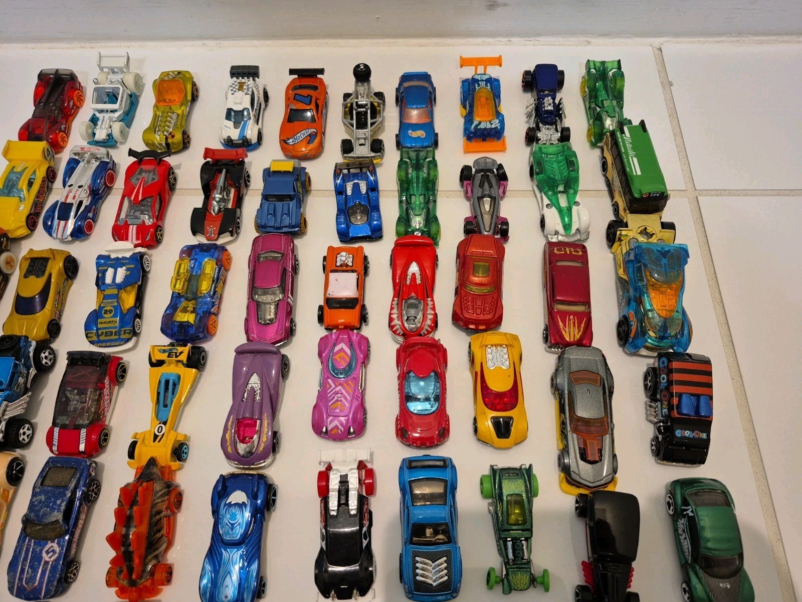 Lot of 100 Hot Wheels Cars: Loose, Variety of Years, Fantasy Castings #3