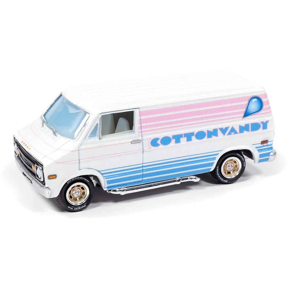 1976 Dodge Tradesman Van & 1975 Chevy G20 Van Boogie Vans – White+Purple