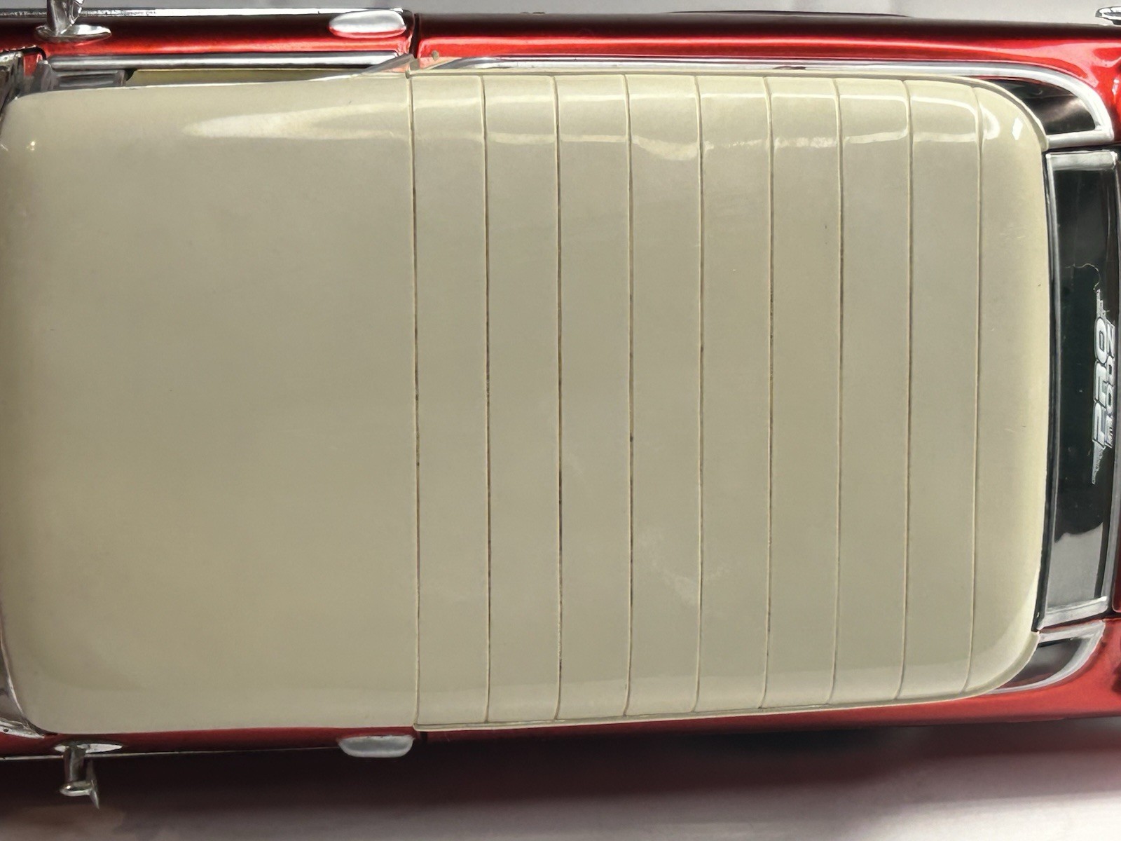 RARE Maisto 1955 Chevrolet Bel Air Nomad Pro Rodz Metallic Red 1:18 Die Cast