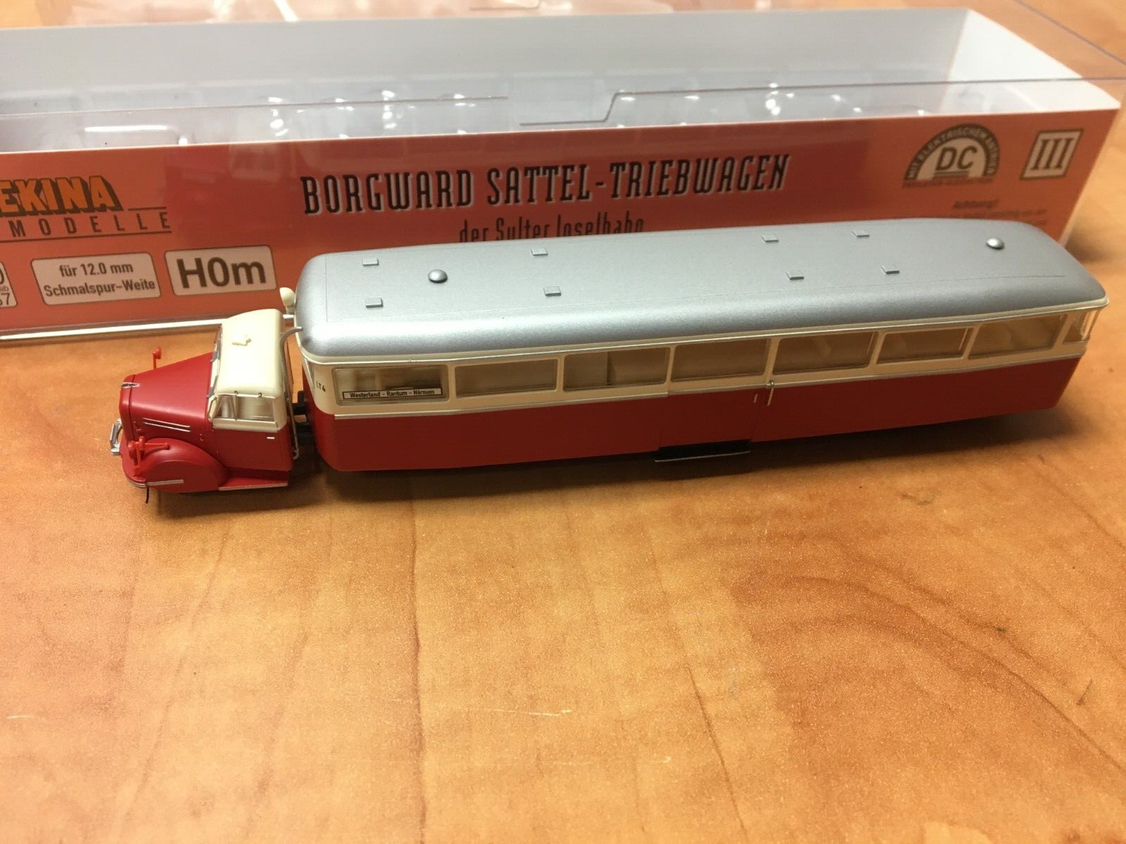 BREKINA 64210 HO Saddle Railcar Borgward Sattel Triebwagen DC HOm in case