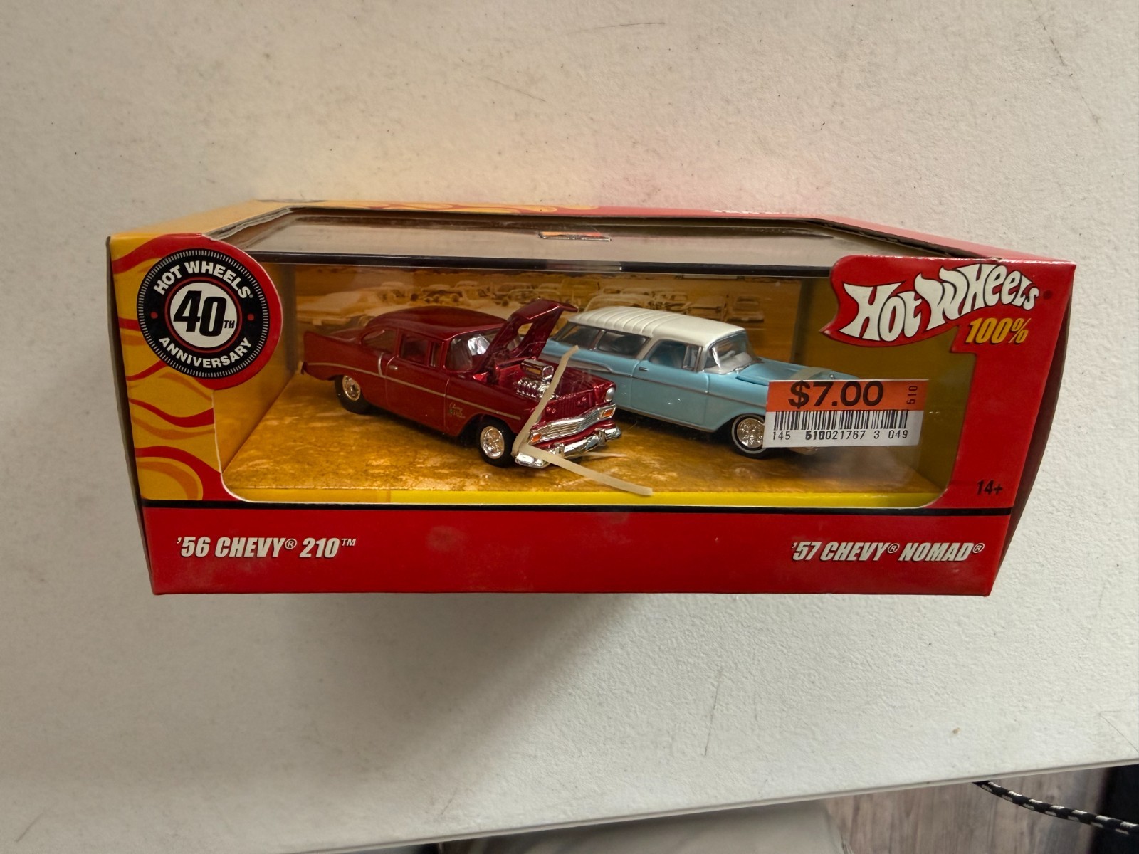 Hot Wheels 100% 40th Anniversary ’56 Chevy 210 ’57 Chevy Nomad BQ8