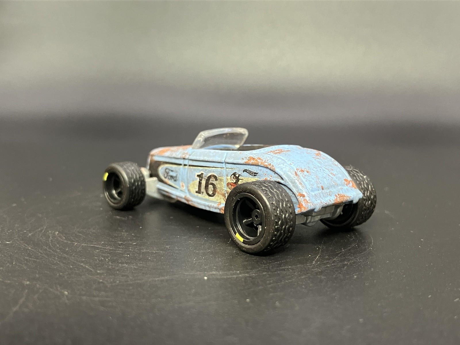 1933 Ford Roadster Weathered Rusty Custom 1/64 Diecast Barn Find Car Hot Wheels