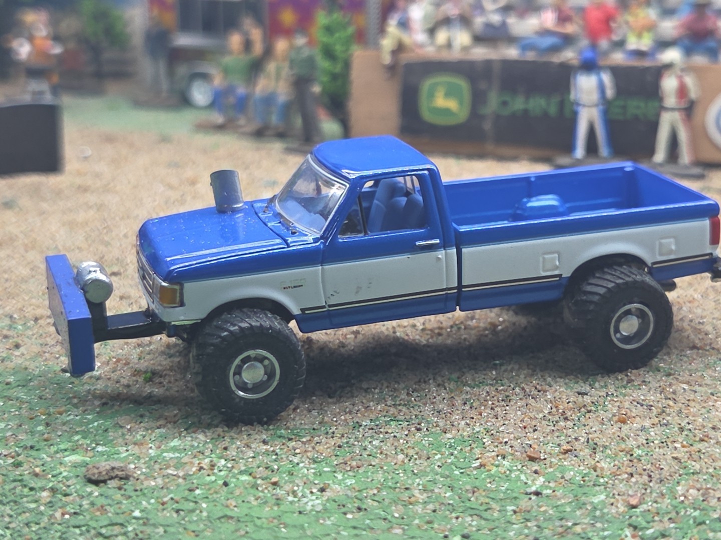 CUSTOM BUILT 1:64 GreenLight 1988 FORD HOT ROD PULLING TRUCK ertl puller Diesel