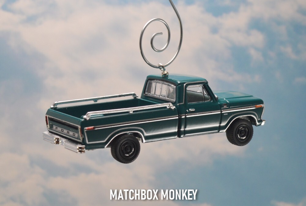 1978 Ford F-150 Ranger XLT Retro 4×4 Truck Pickup Custom Christmas Ornament