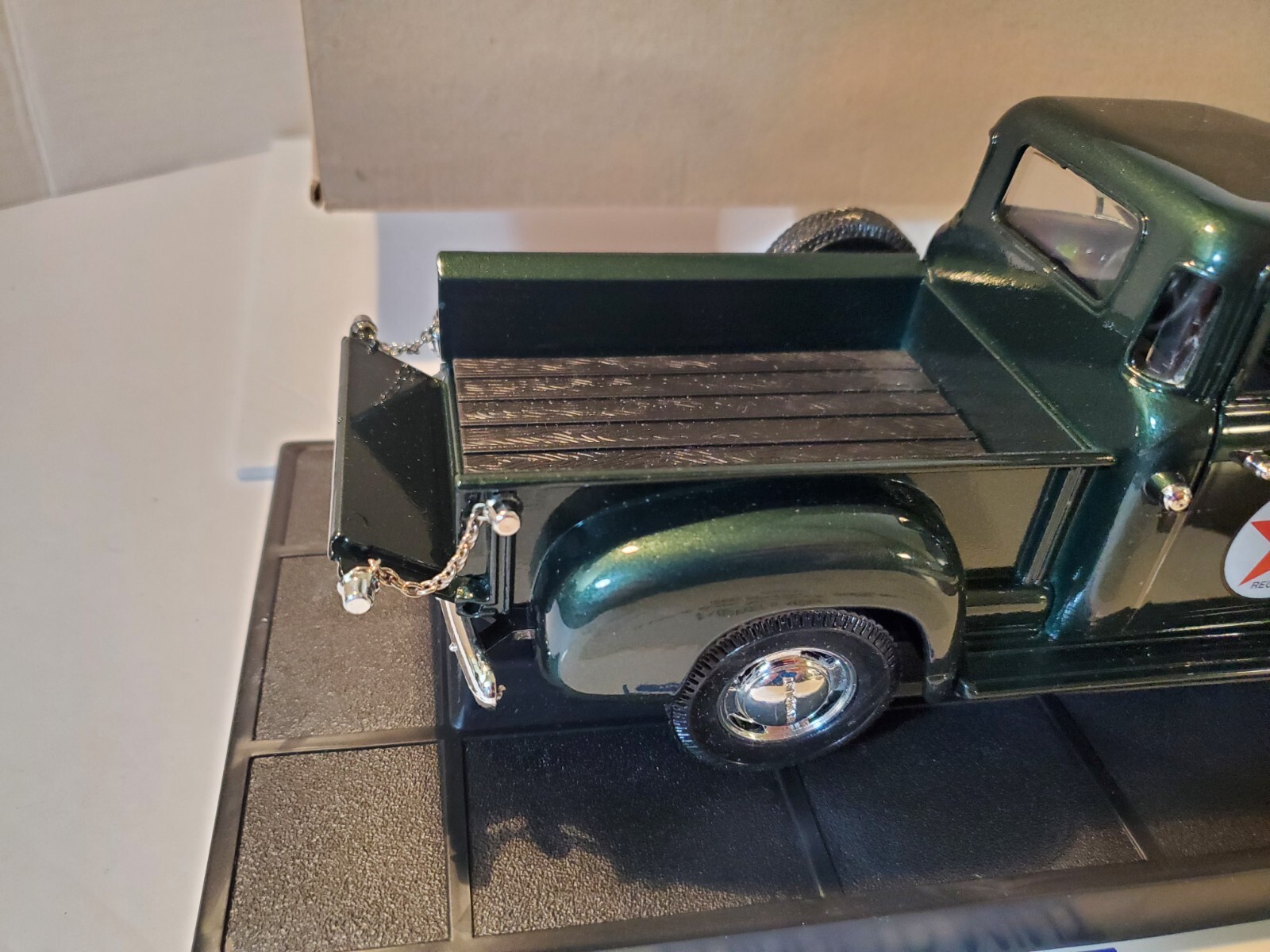 Vintage Fairfield Mint 1953 Texaco Chevy Pick-Up Dark Green Metallic OB & Papers