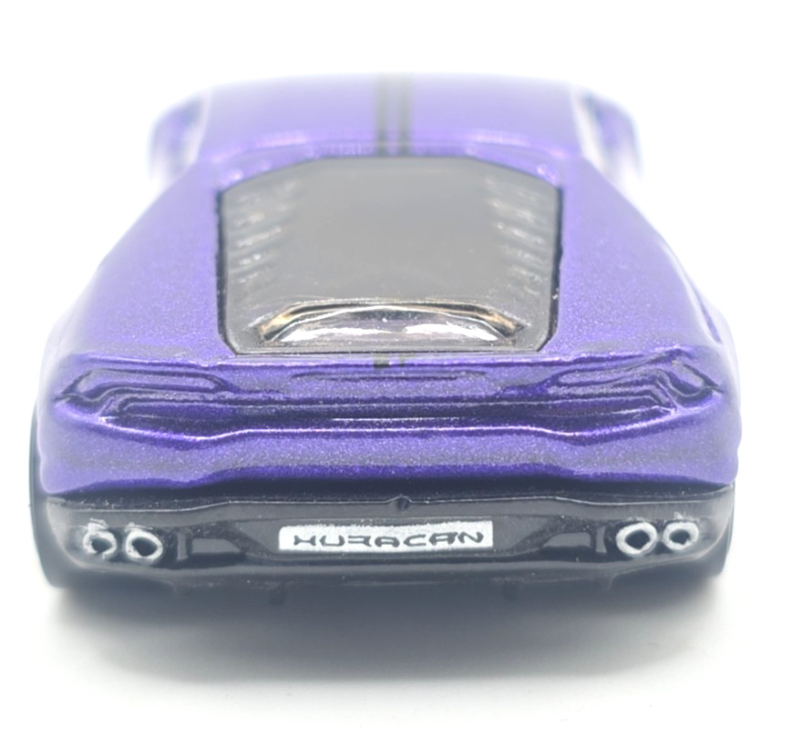 2014-2020 Lamborghini Huracan LP 610-4 Collectible 1/64 Scale Diecast Model