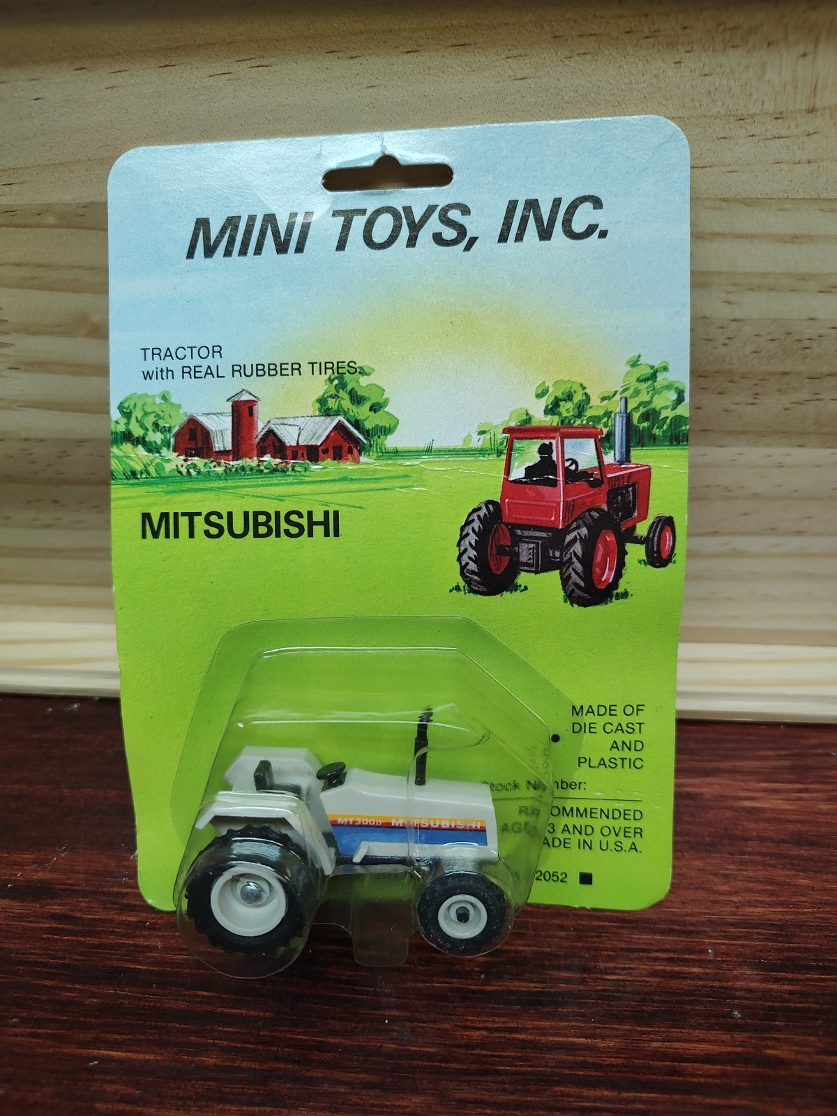 Mini Toys Inc 1/64 Mitsubishi MT3000 Tractor New In Package