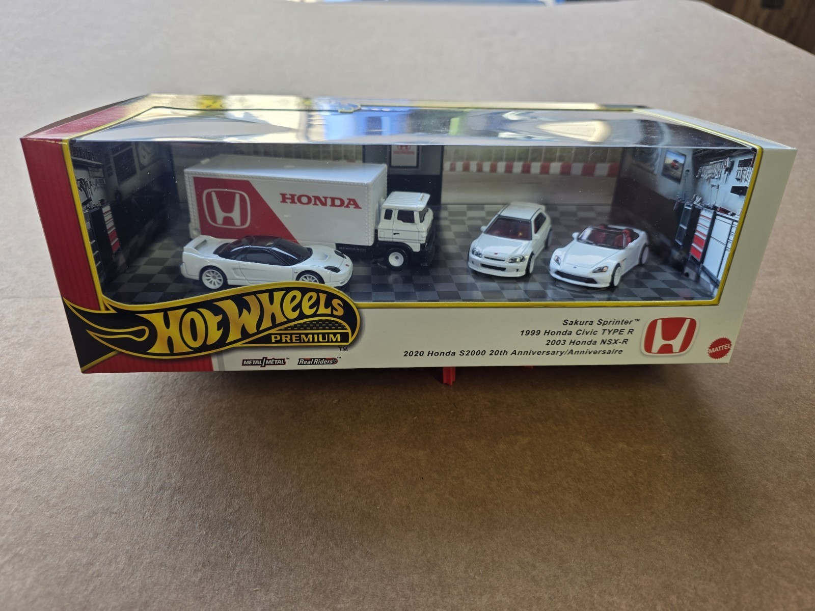 Hot Wheels Premium Collector Diorama Honda Set Civic Type-R, S2000, NSX-R