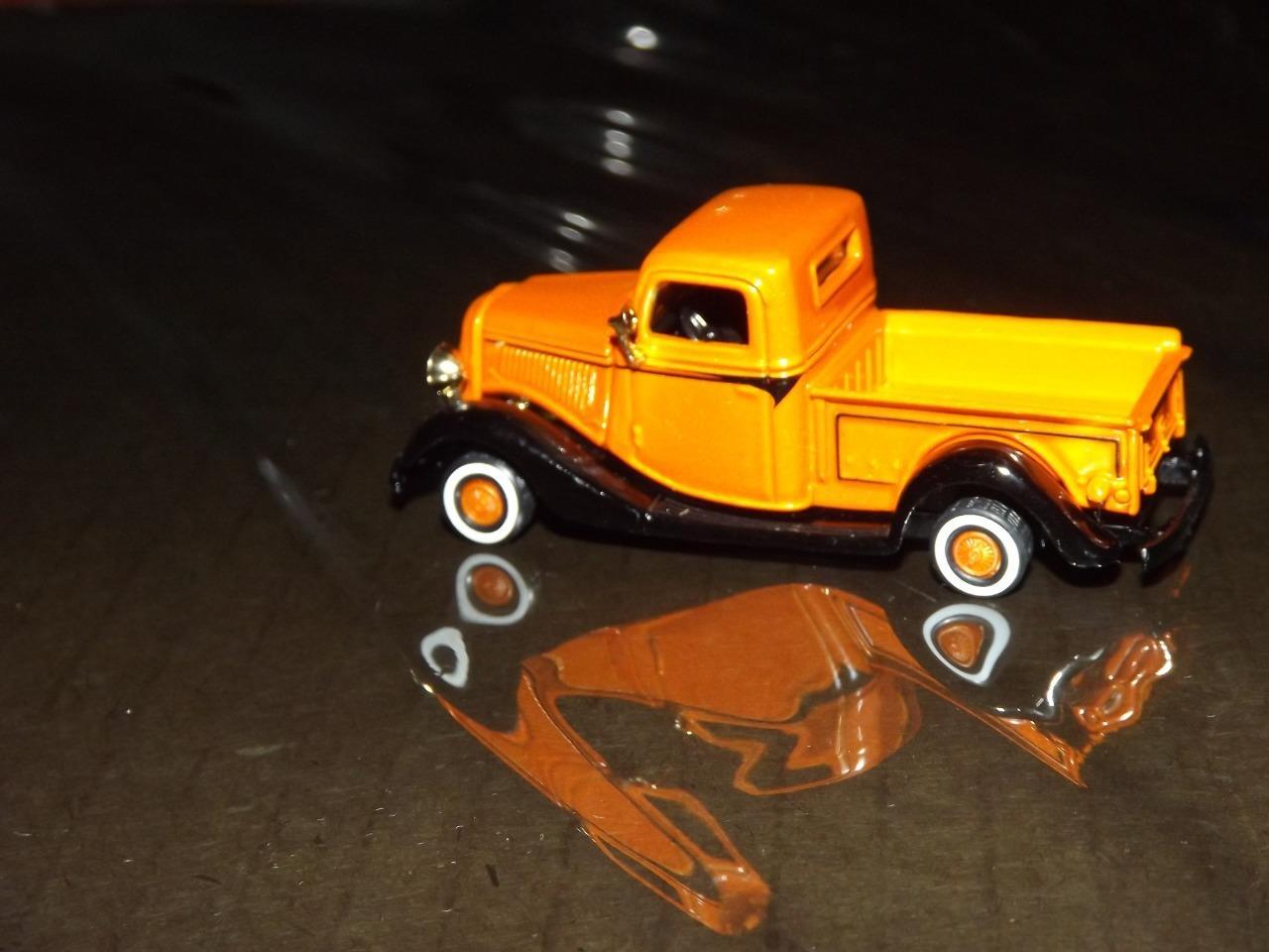 1935 FORD FLATHEAD V-8 DIE CAST LOWRIDER PICKUP TRUCK! EXTREMELY RARE & HTF!