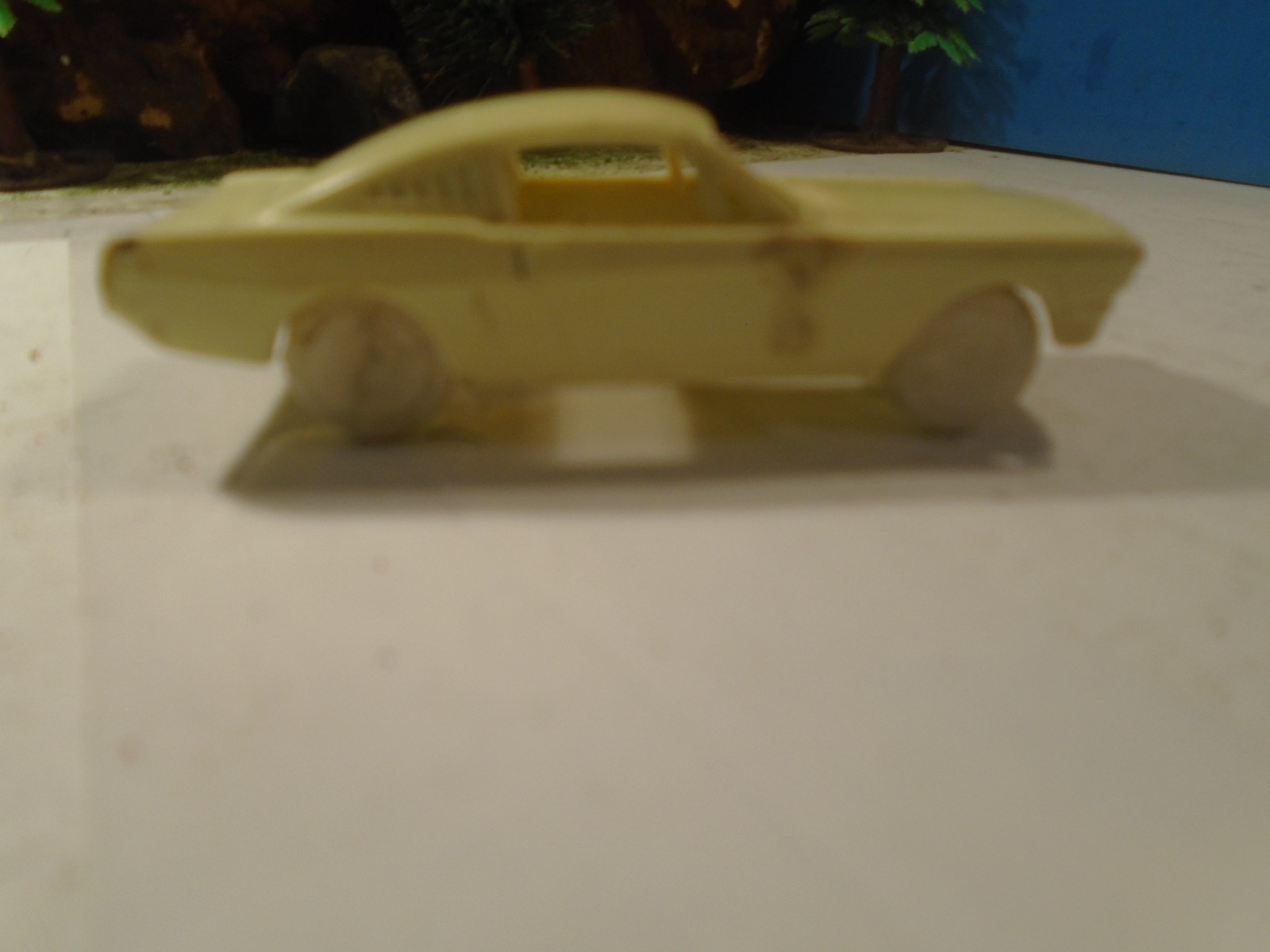 F & F MOLD & DIE WIOK PLASTIC 1/64 SCAKE PLASTIC1966 MUSTANG FASTBACK 1-185-1