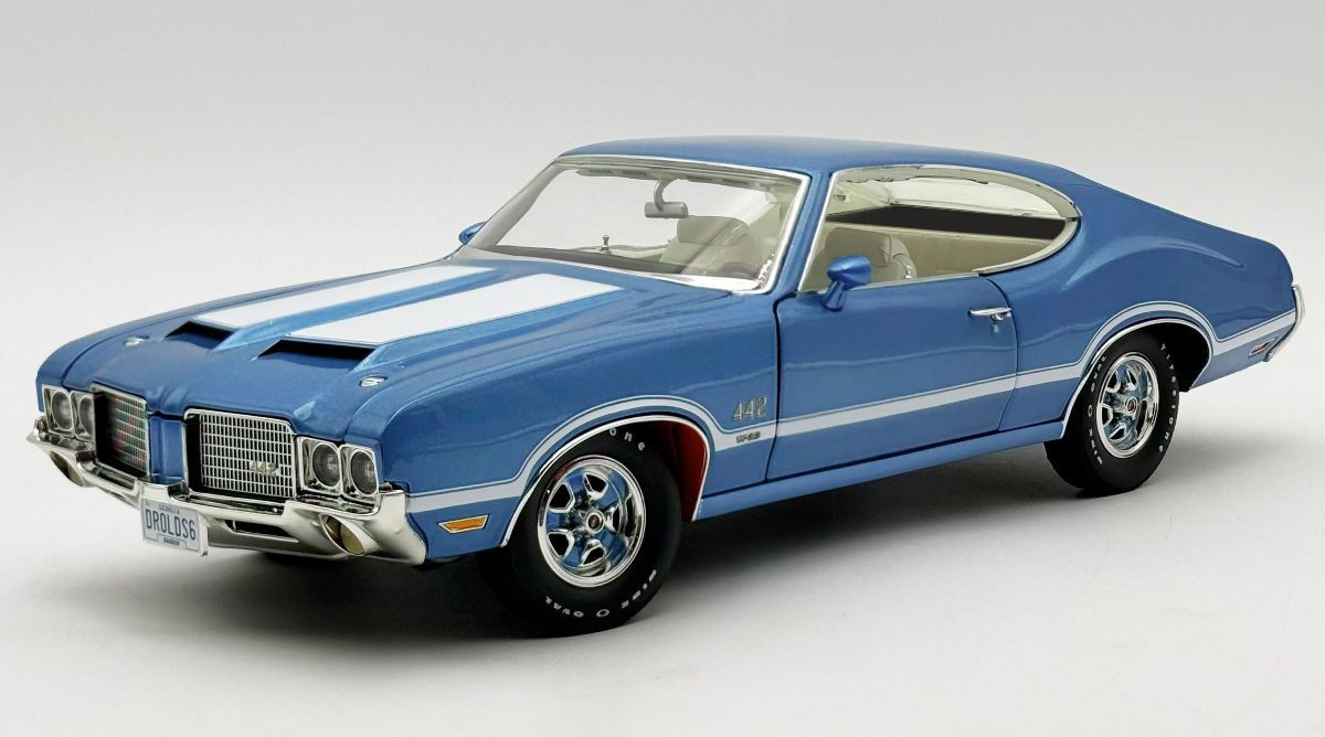 1971 Olds 442 W-30 – New arrival from Acme! – 1:18 Scale Die Cast