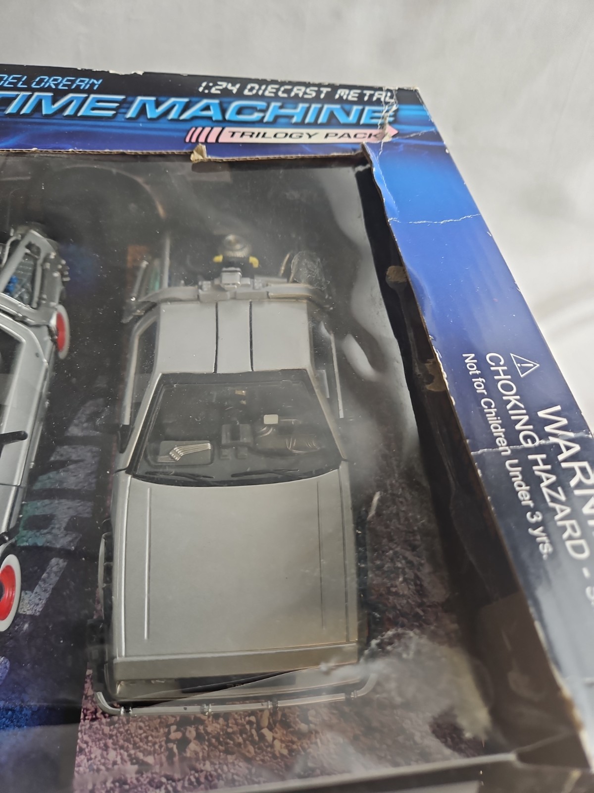 Back To The Future Delorean Time Machine 1:24 Diecast Metal Trilogy Pack #LBC