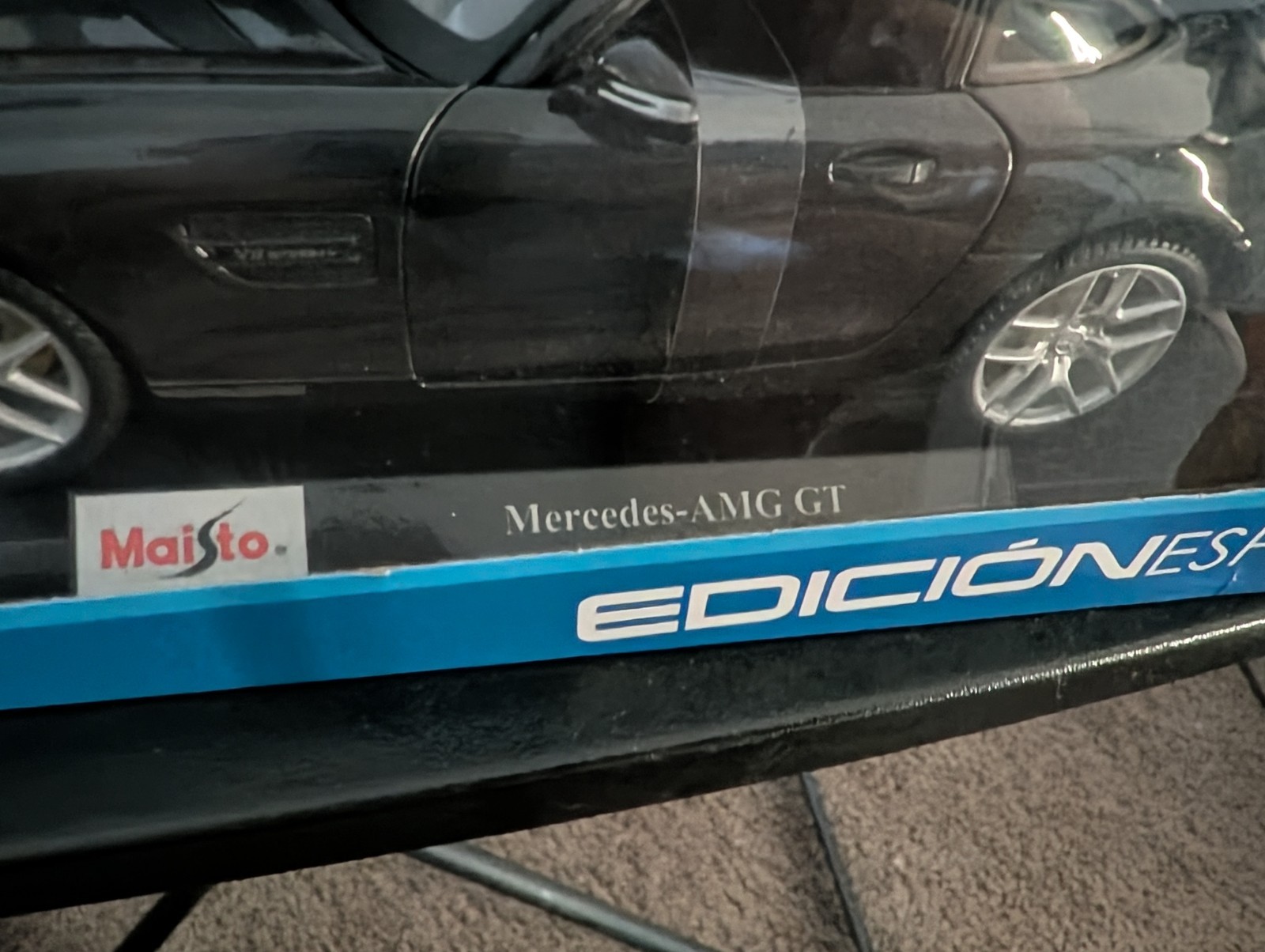 Maisto 1:18 2015 Mercedes-Benz Mercedes-AMG GT Black Diecast Special Edition