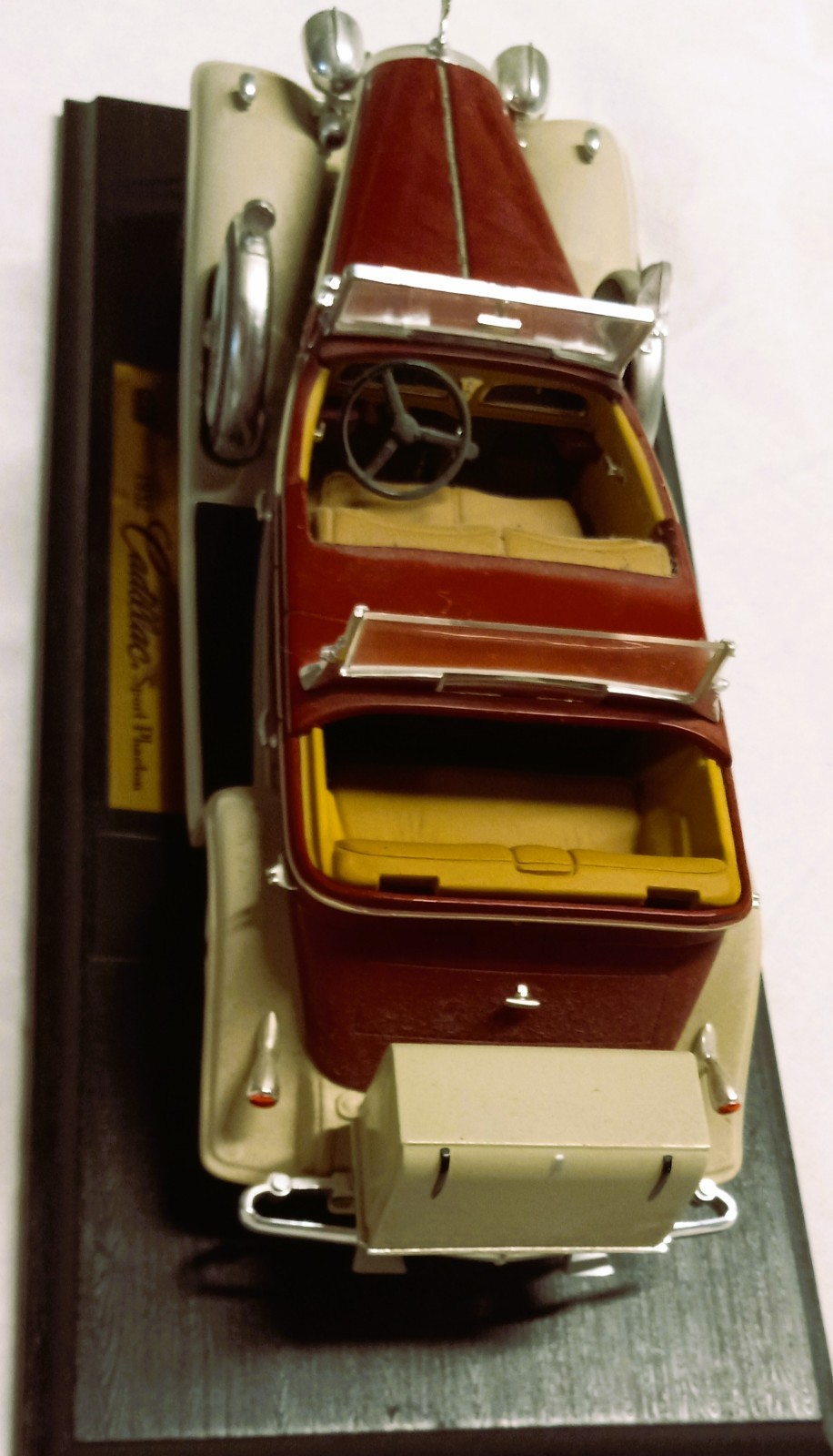 Anson Classic 20-1932 V16 Cadillac Sport Phaeton 1:18 Scale Removable Top NIB