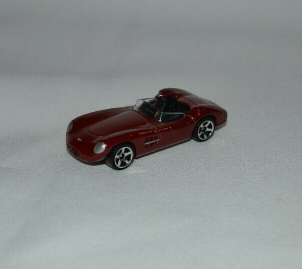 MATCHBOX BLUE HIGHWAYS II – EXCLUSIVE 1956 ASTON MARTIN DBR1 METALIC RED LOOSE