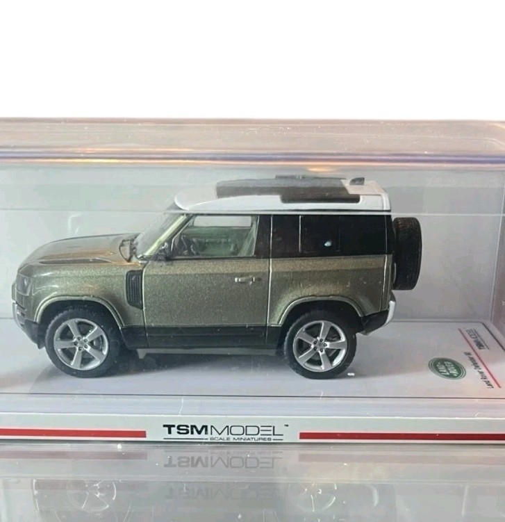 1/43 Land Rover New Defender 90 First Edition 2020 Green by Truescale TSM430631D