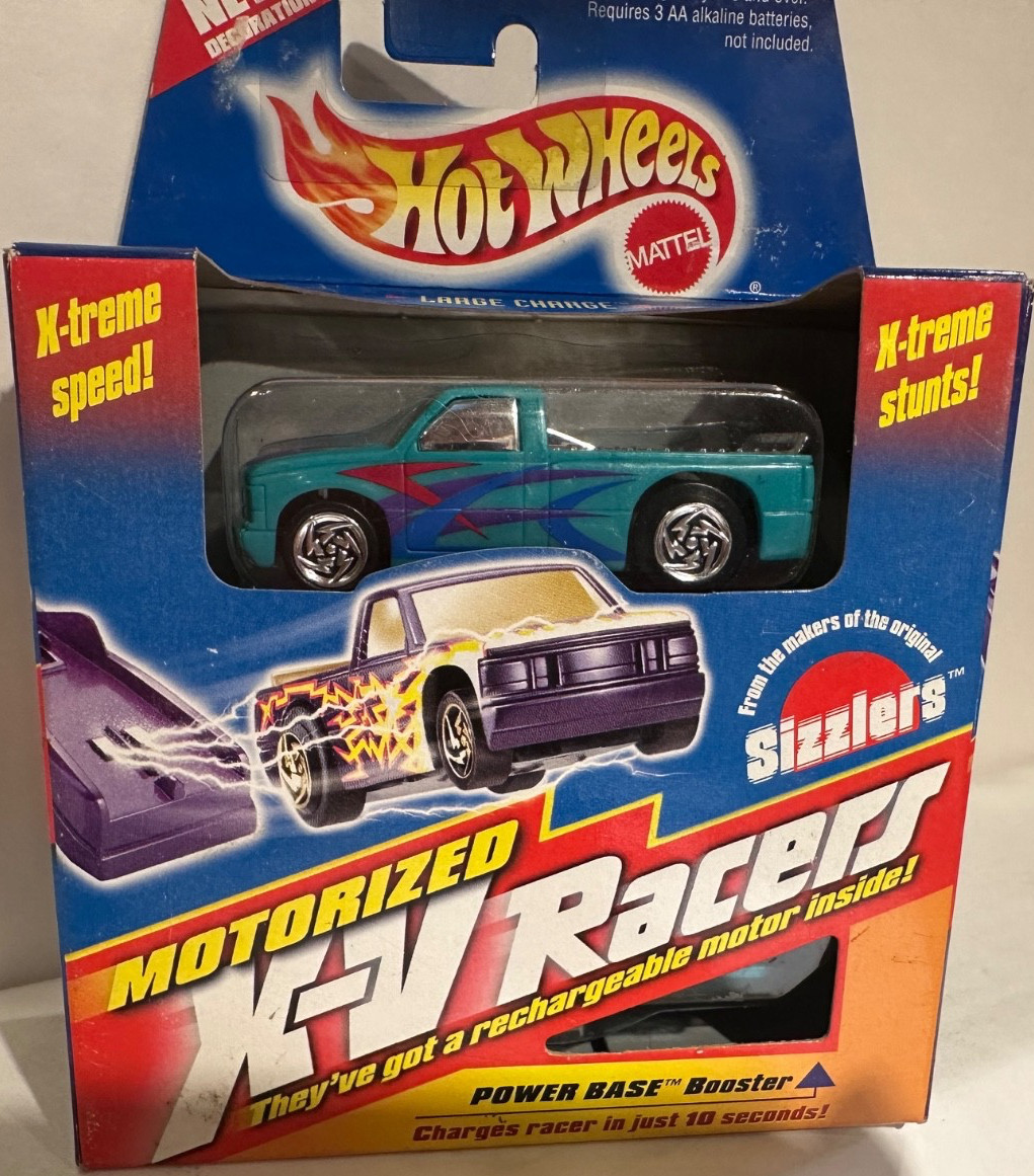 1997 HOT WHEELS, LARGE CHARGE, CHEVY PICKUP MOTORIZED X-V RACERS