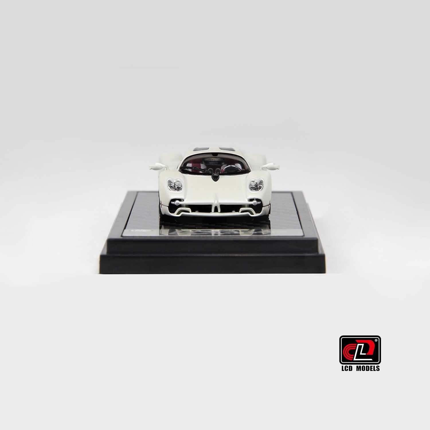 LCD Models 1:64 – Pagani Utopia Coupe White – Diecast Model