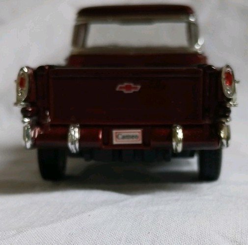 Chevrolet Cameo 1958 Red Silver Black Diecast Pickup Truck 1:43 Scale Model