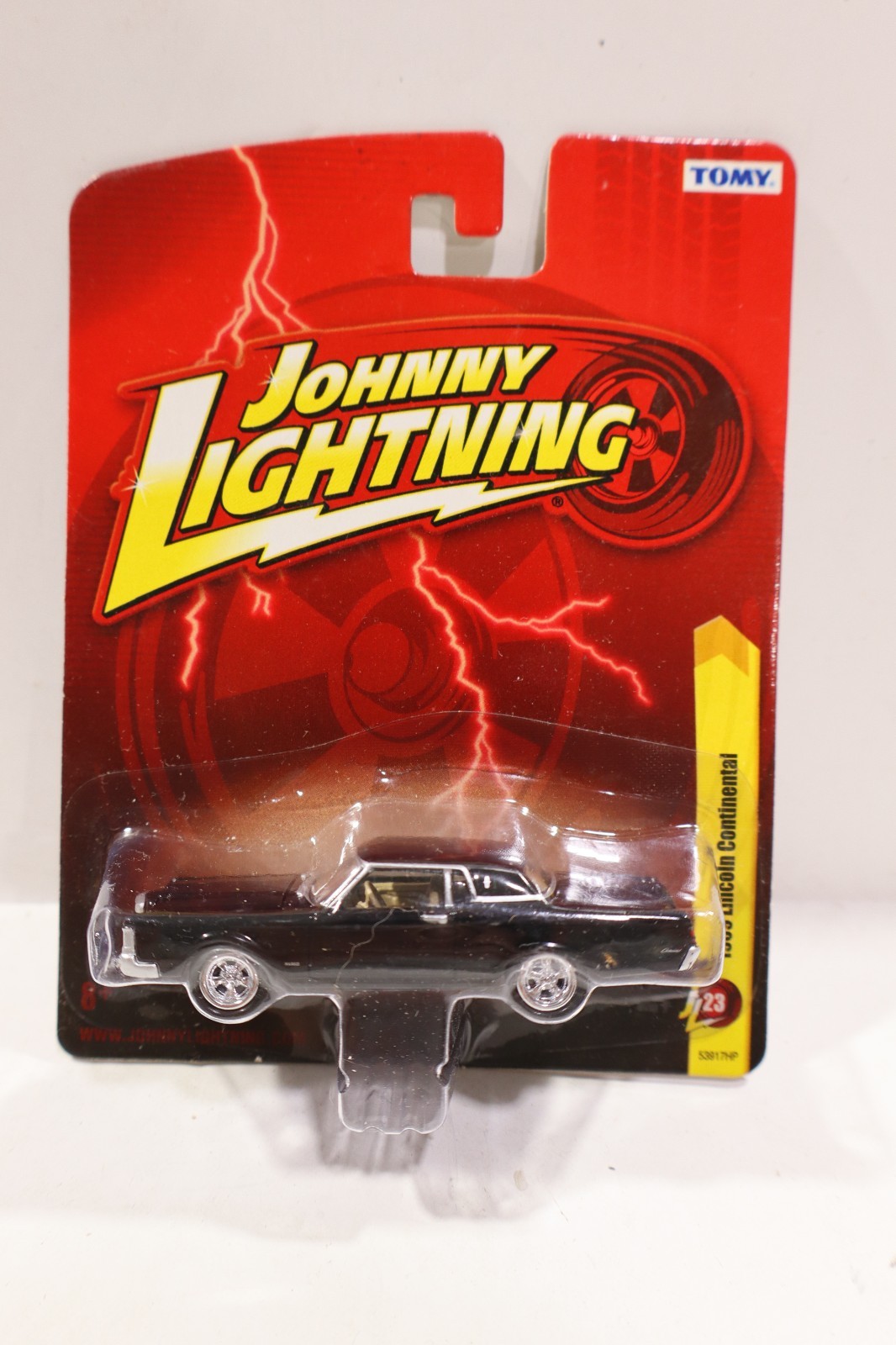 Johnny Lightning 1969 Lincoln Continental Mark III Forever 64 Diecast 1:64 Black