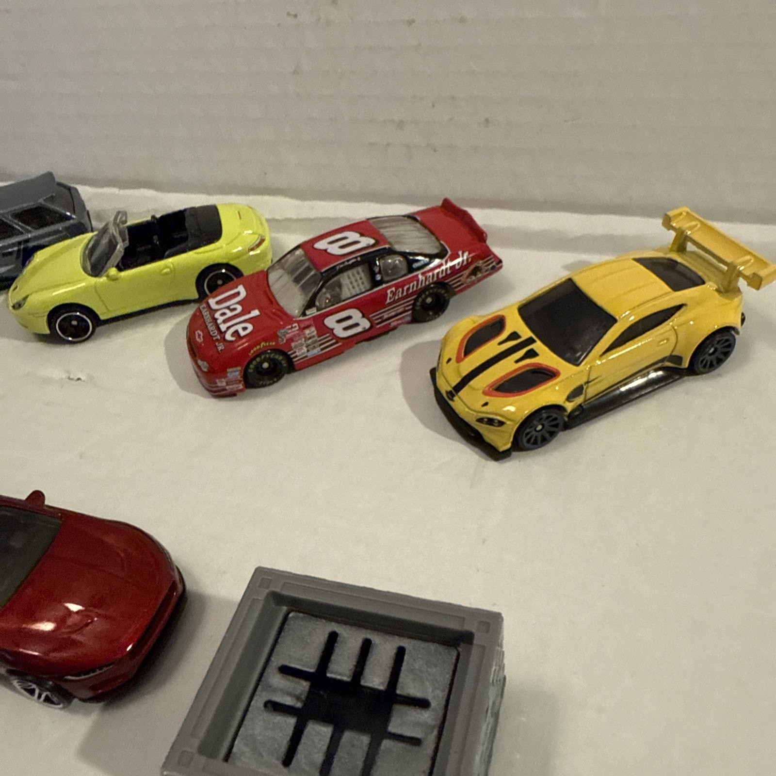 Lot Of 20 Car Vehicles – Various Models 1:64 Scale Race Car Toy Lot Collection
