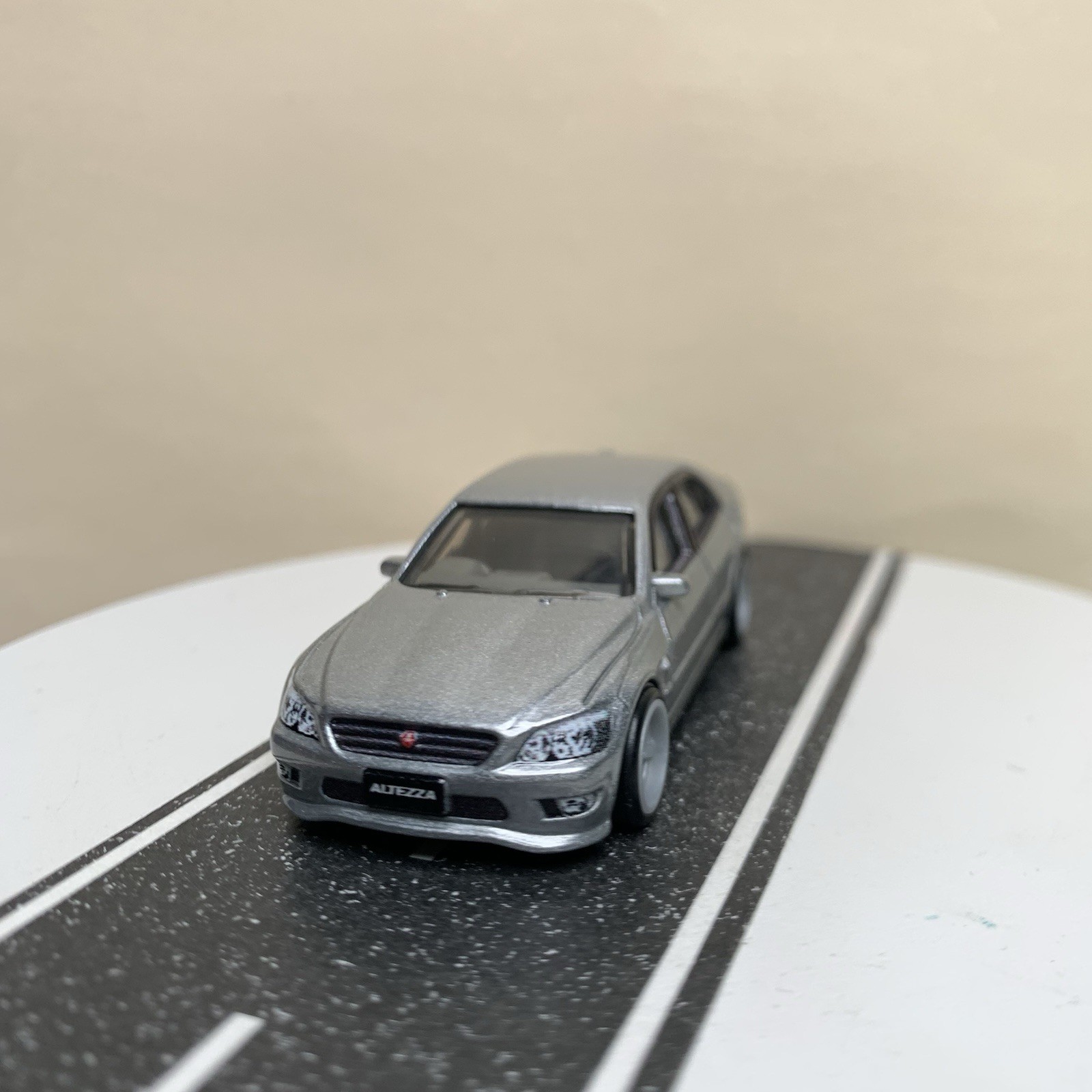 Hot Wheels Premium Modern Classics ’98 Toyota Altezza Lexus IS300 Silver 1:64 NM
