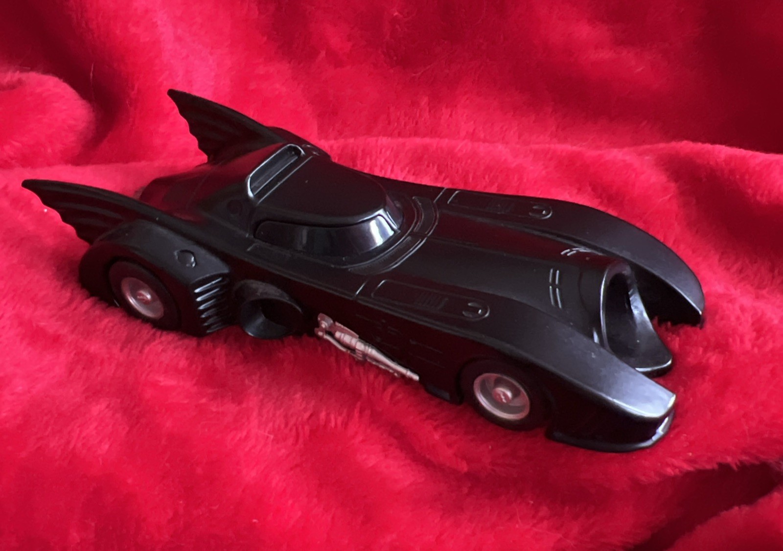 TM & DC Comics Collectibles Batmobile Batman Car TV Series Model S12