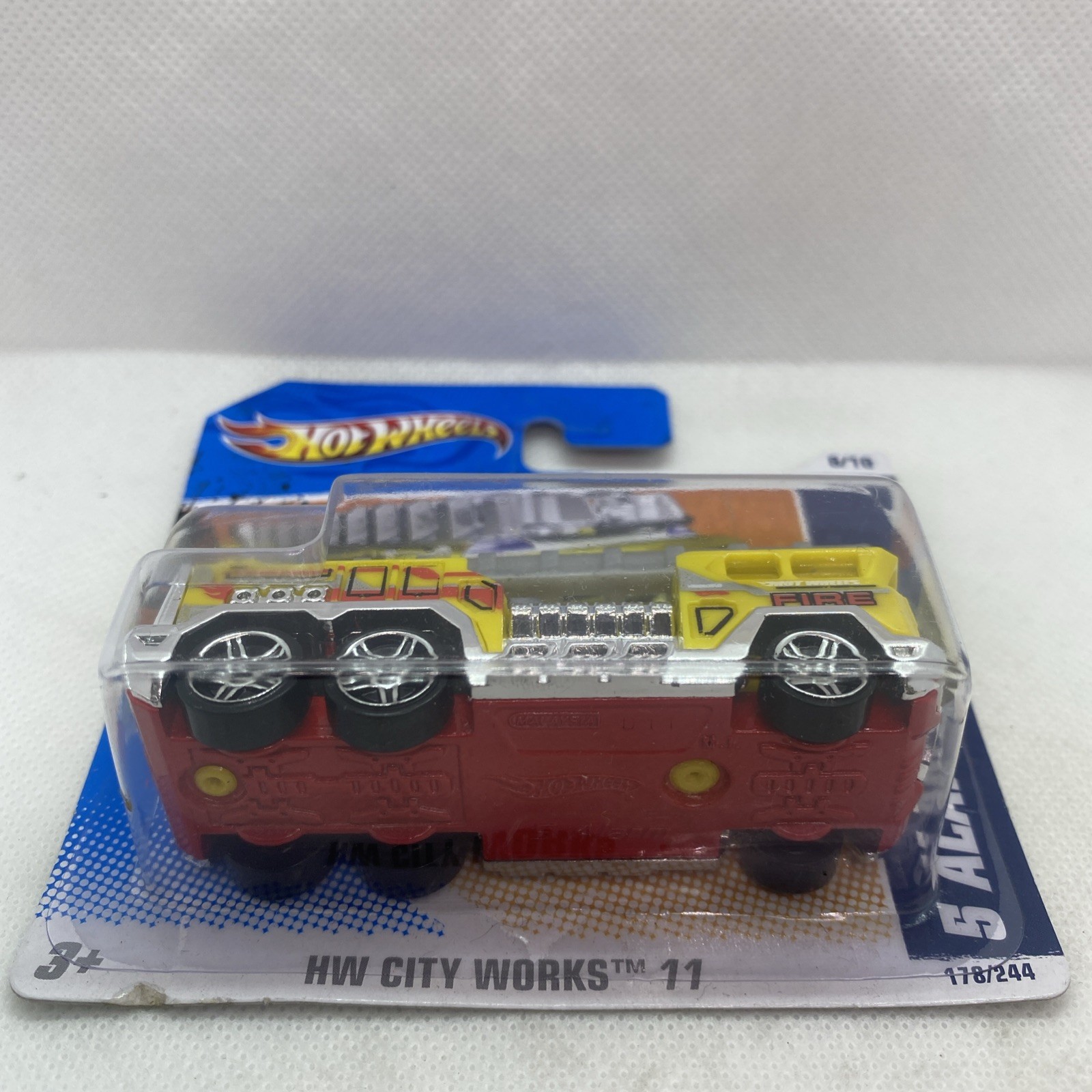 Hot Wheels 5 Alarm 2011 HW City Works 8/10 Fire Truck Short Card Sealed