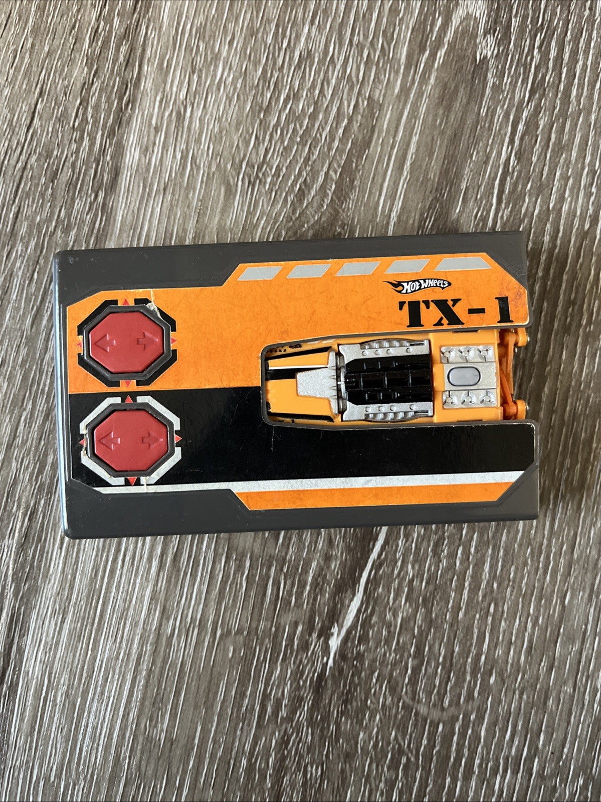 Mattel T9529 2010 Hot Wheels RC Stealth Rides Power Tread Tank Not Tested