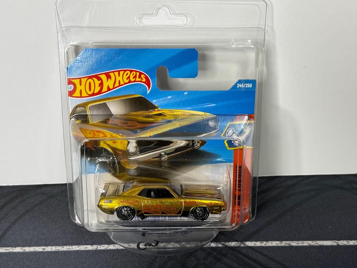 2026 Hot Wheels Super Treasure Hunt ‘70 Plymouth AAR Cuda Short Card W/Protector