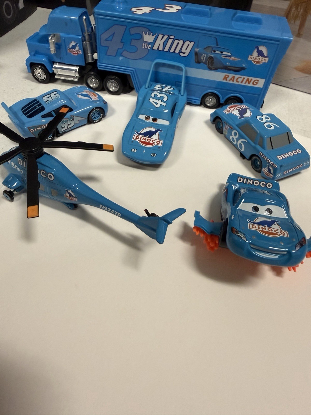 Dinoco Disney Pixar Cars Diecast Lot – The King, 95, 86, 43, Truck, Helicopter