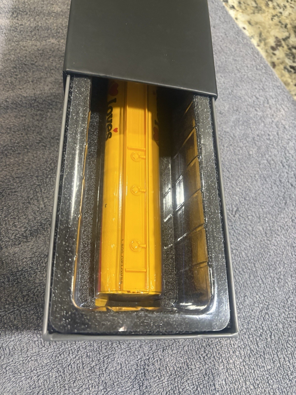 1:50 Diecast Fuel Tanker