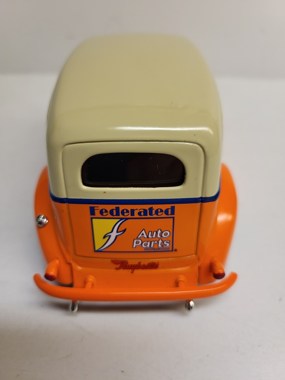 1937 FORD PANEL TRUCK STREET ROD FEDERATED AUTO PARTS 1/25 ERTL LTD ED DICAST