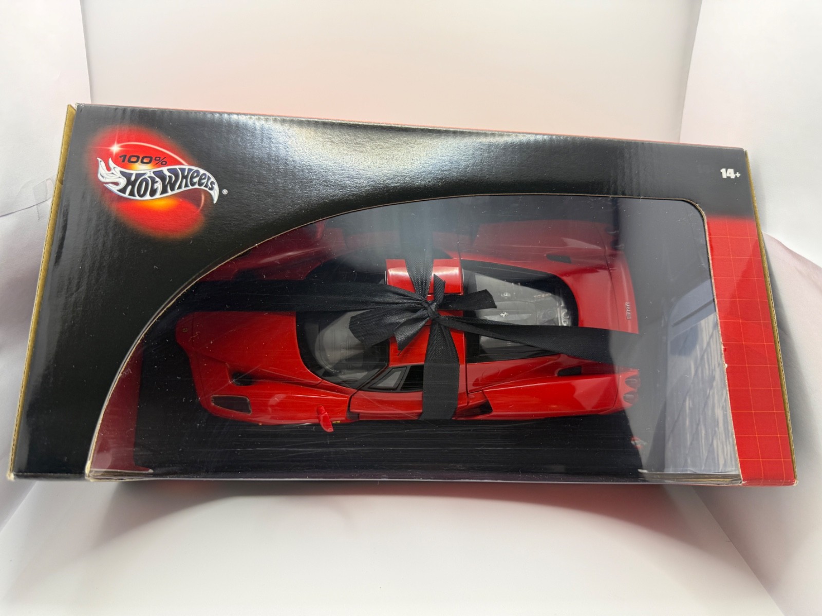 1/18 Mattel Hot Wheels Enzo Ferrari red vintage 2002 in box, Rare