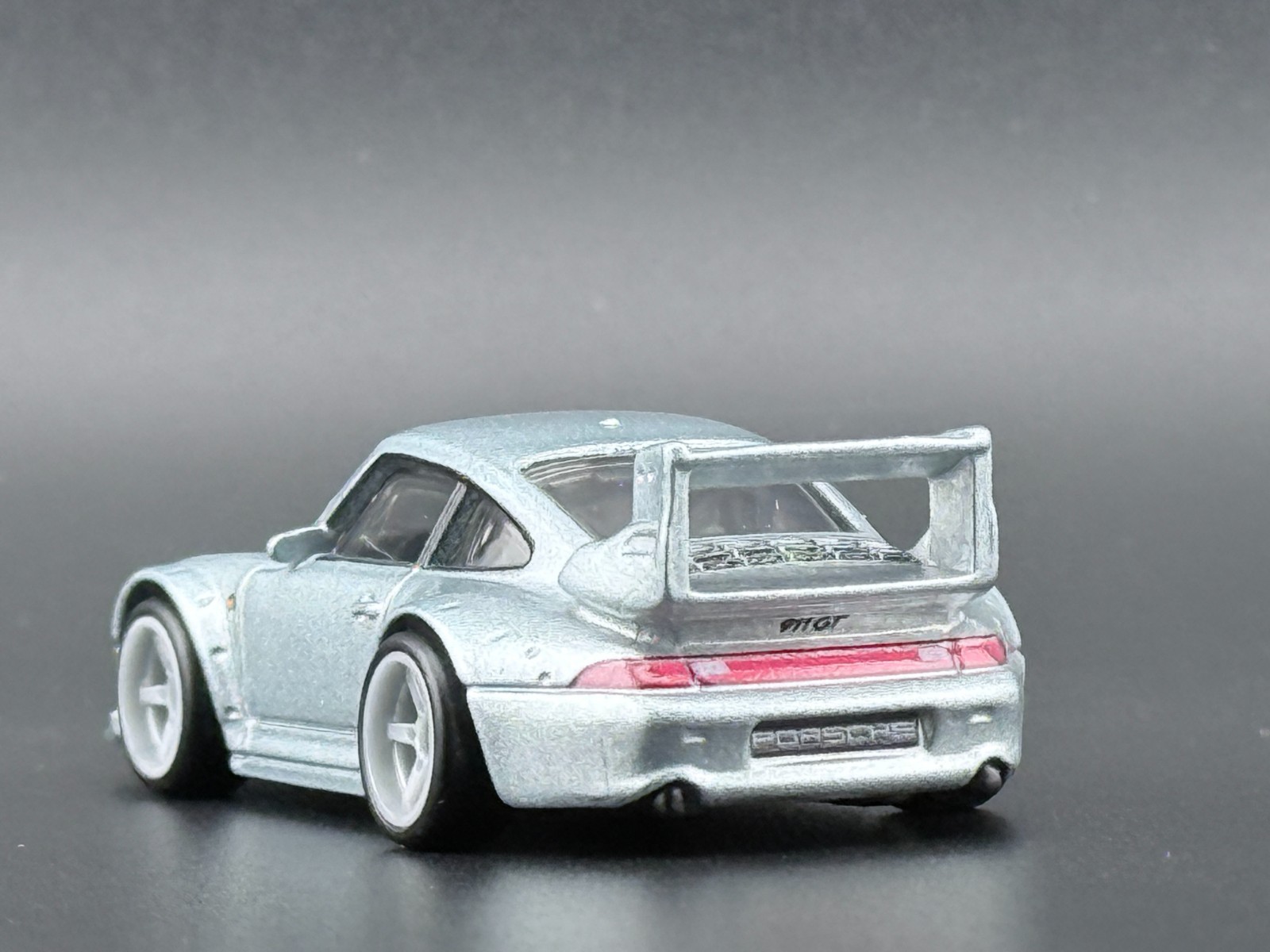 Hot Wheels Porsche 993 GT2 Modern Classics FPY86-961S 1/64