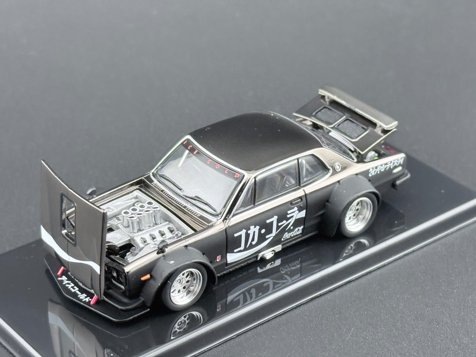 Pop Race Nissan Skyline GT-R Drift Coca Cola ZERO JP Black Chrome 640161 1/64