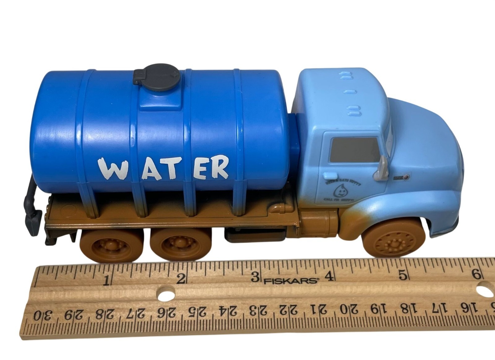 Disney Cars 3 Mr Drippy from Smash & Crash Stunt Set Demo Derby Water Truck Toy