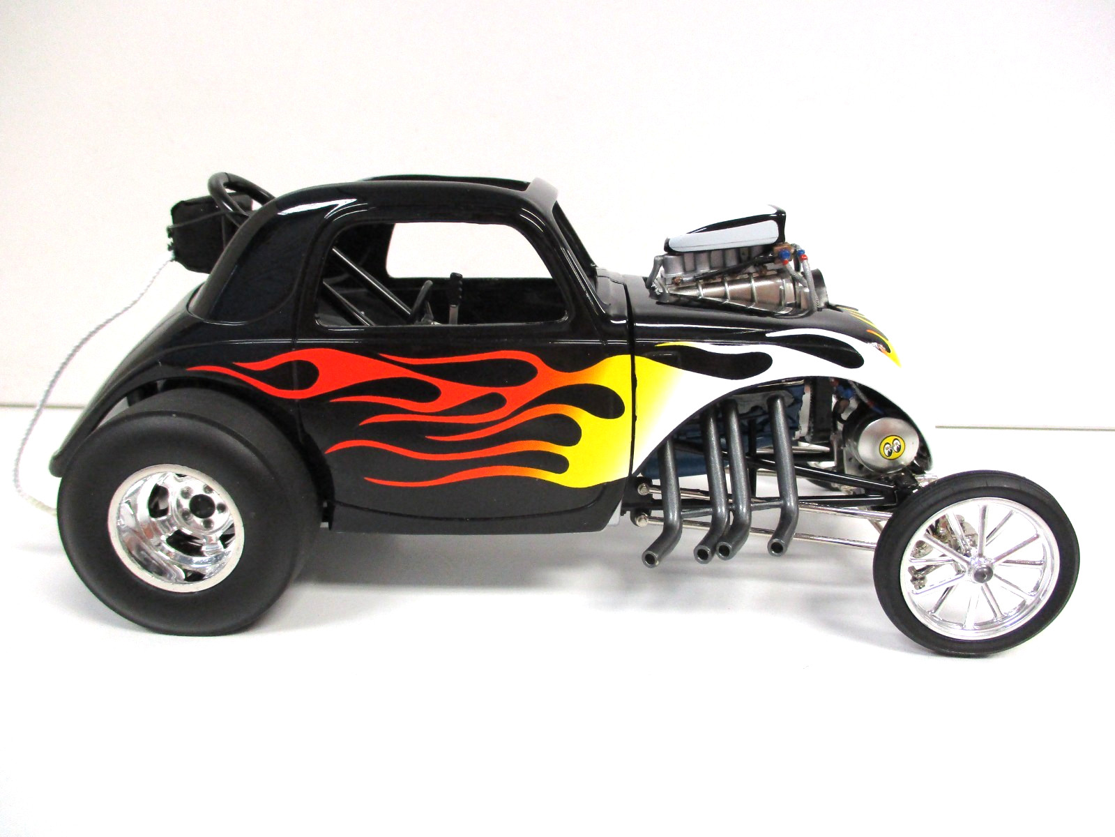 ACME – FIAT ALTERED DRAGSTER / DRAG CAR (BLACK / FLAMES) – 1/18 DIECAST