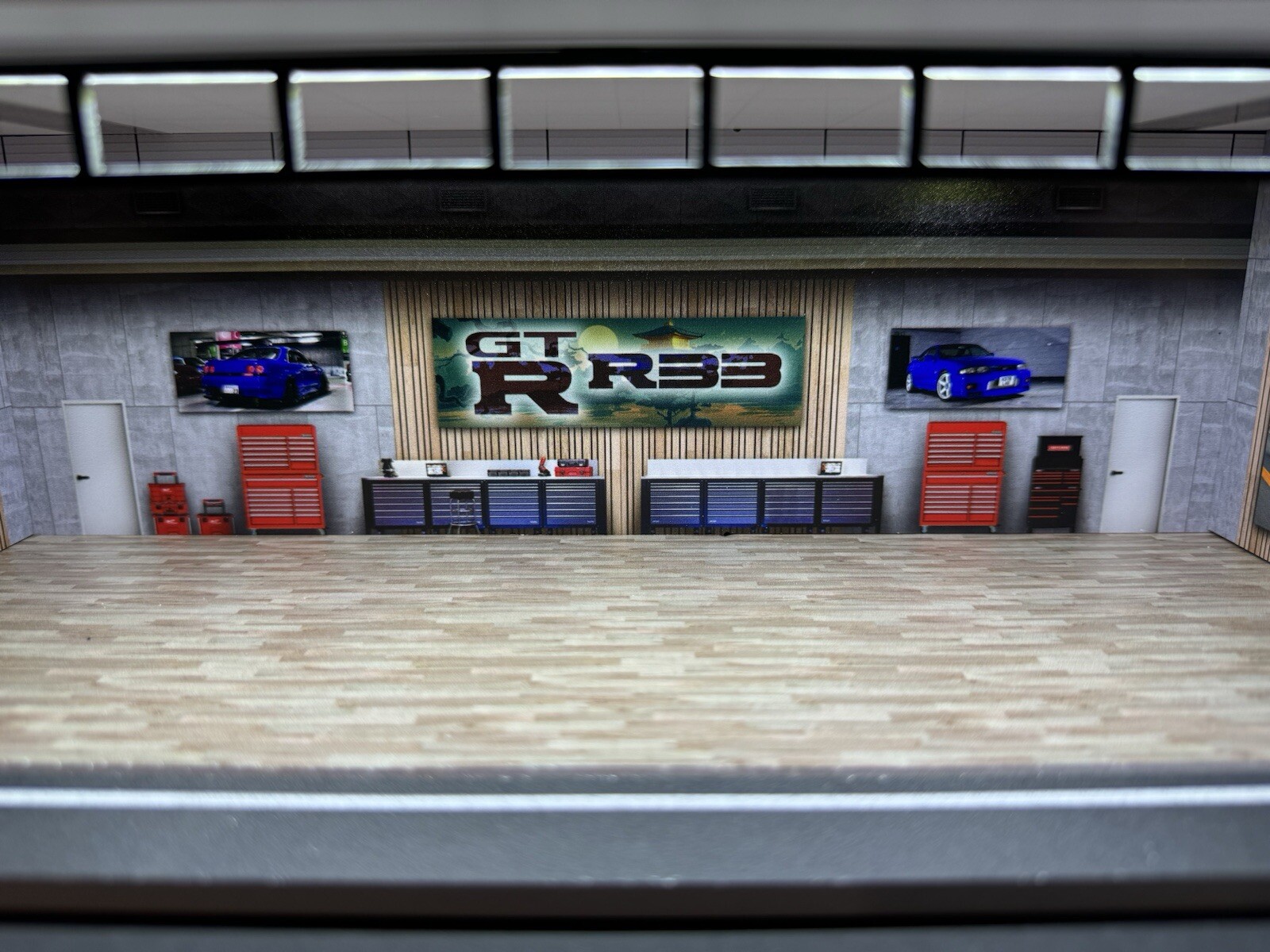 Nissan R33 Interior Theme FOR Hot Wheels 1:64 Model Diorama Garage LED Lighting!