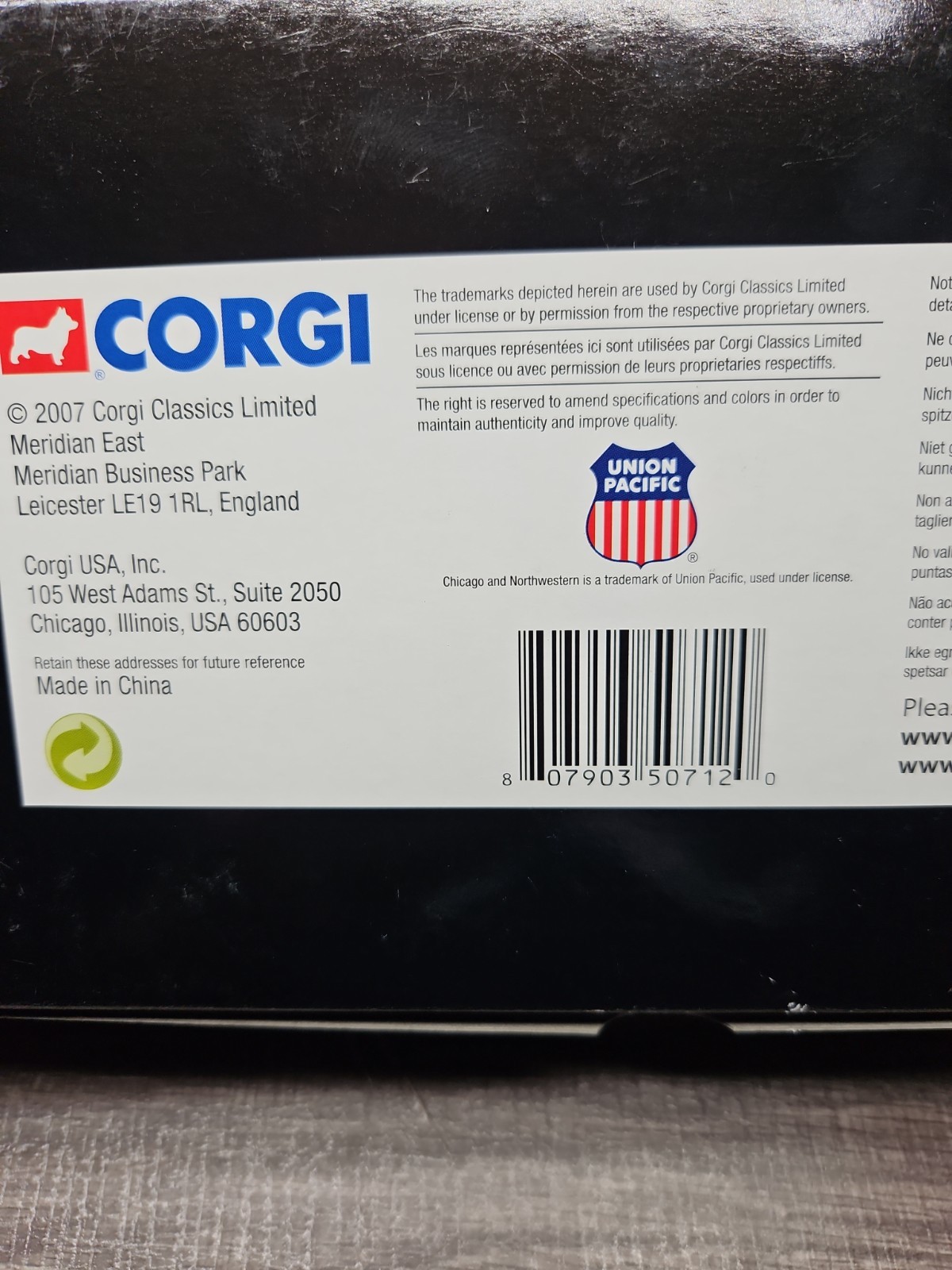 Corgi 1/50 Mack LJ With Box Trailer. Union Pacific Only 1010 Made