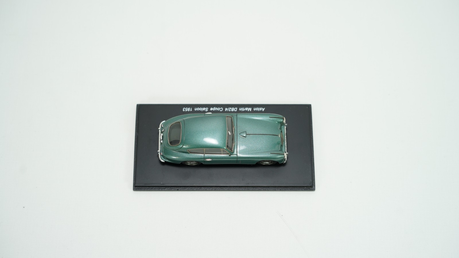 Spark 1/43 Diecast 1953 Aston Martin DB2/4 Coupe Saloon Sports Car S0583 B66