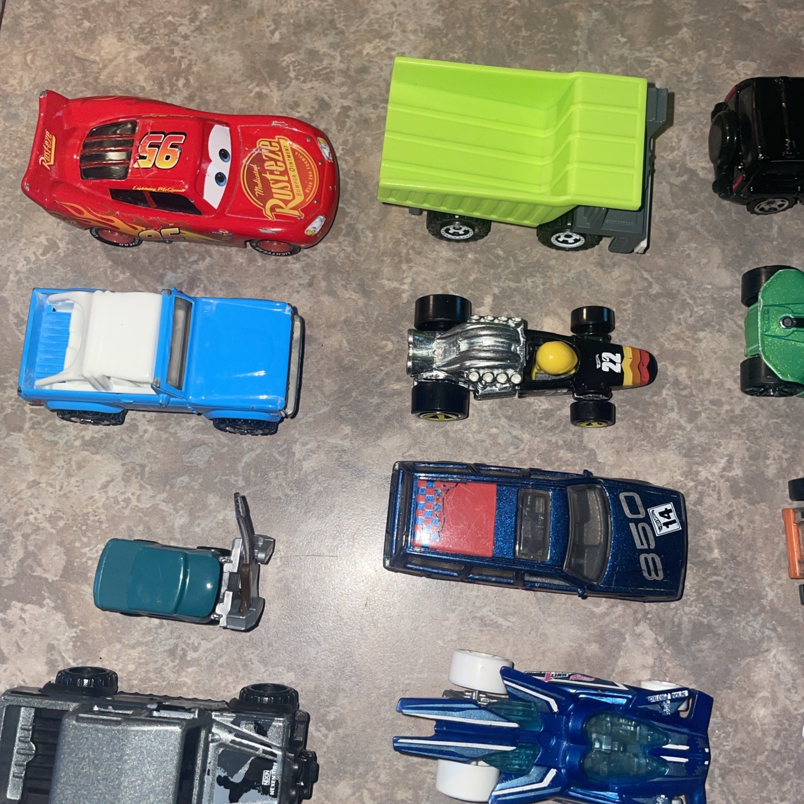 Diecast 1:64 Lot Of 24 Loose Cars #6