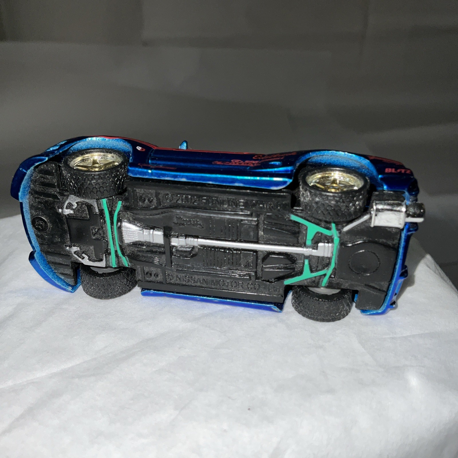 Muscle Machines2002 Blue Nissan EdelbrockSpeedwell 1:64 Hood Does Not Stay Open-