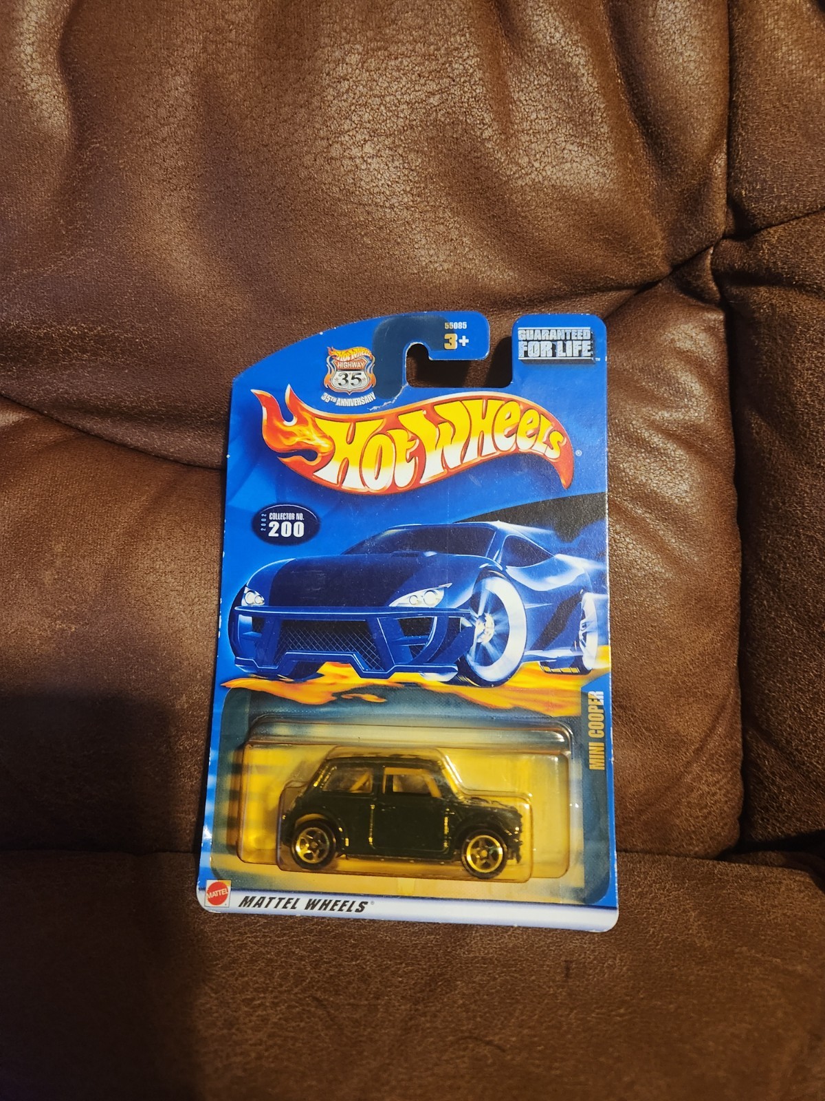 Hotwheels 2002 Mini Cooper in dark green #200