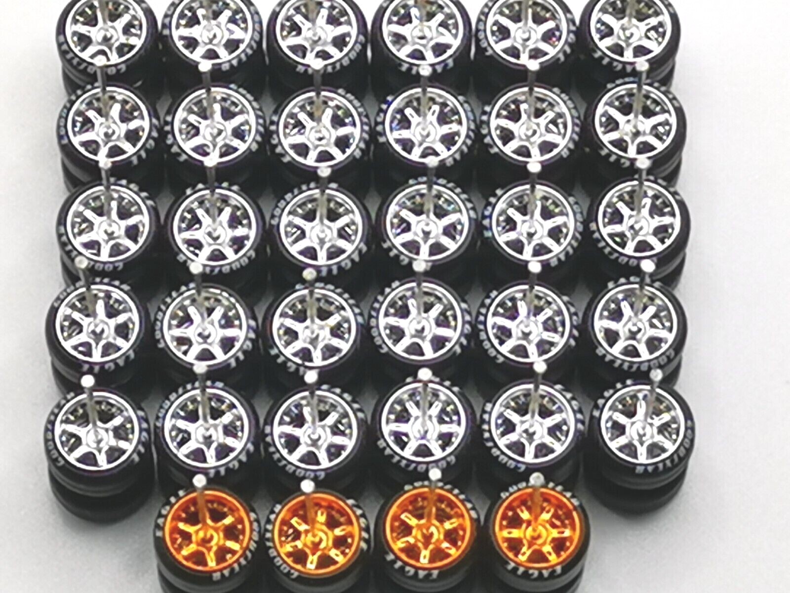 Hot Wheels Good Year 6 Spoke Rubber Tire 17 sets Chrome + Candy Bronze JDM 1:64