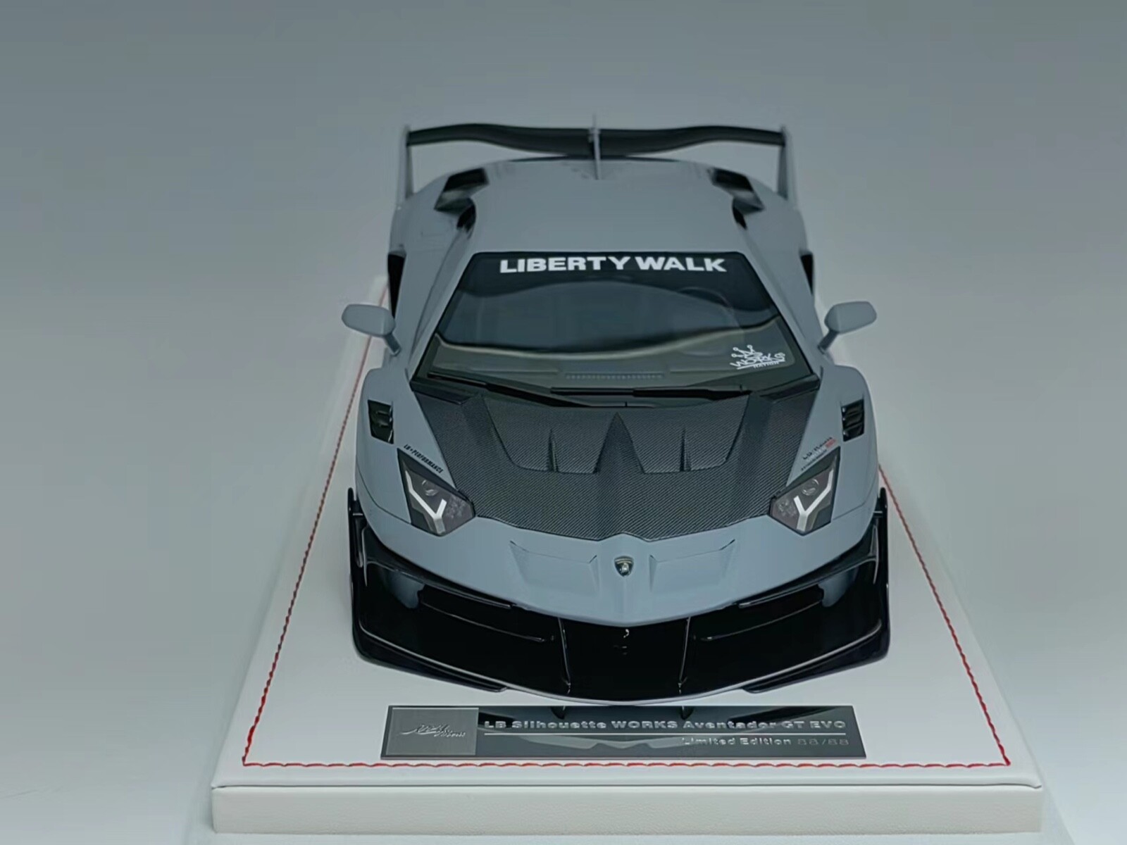 1/18 Ivy Models Lamborghini Aventador GT EVO Liberty fighter Gray Leather