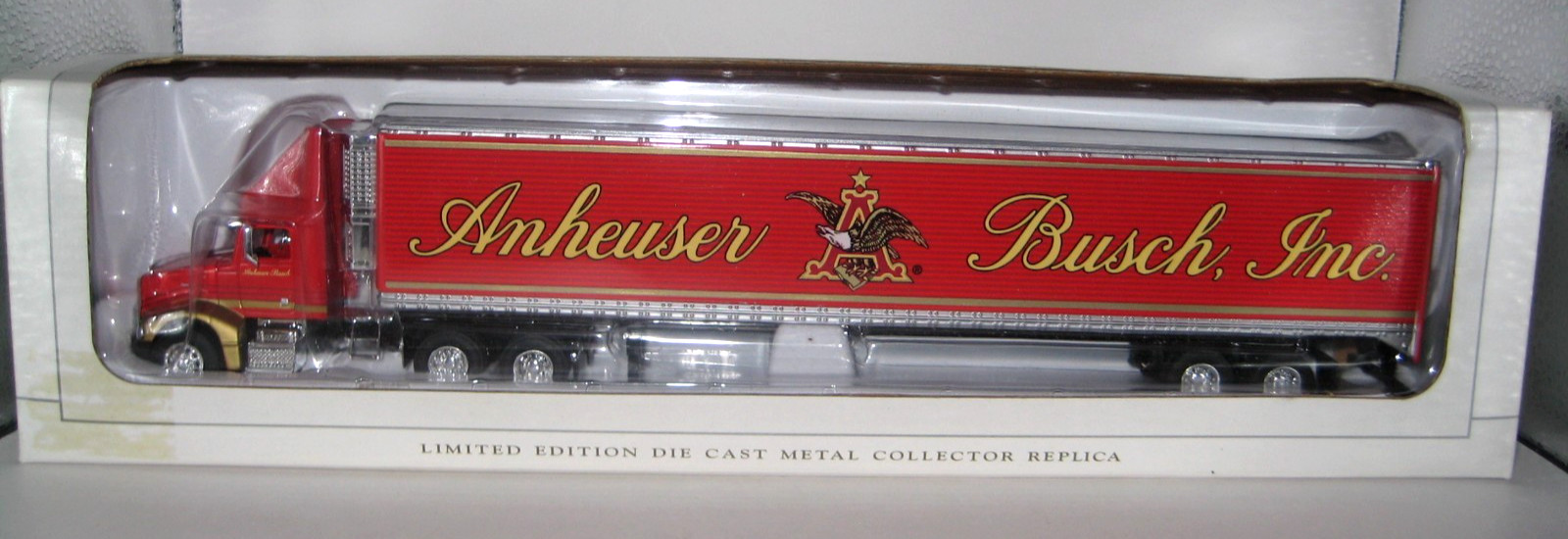 DIE CAST ANHEUSER BUSCH INC SPECCAST 33058 PETERBILT 385 NM FREE SHIPPING